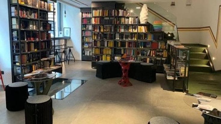 Cellulari spenti, Silent Reading Party alla libreria The Spark in piazza Bovio