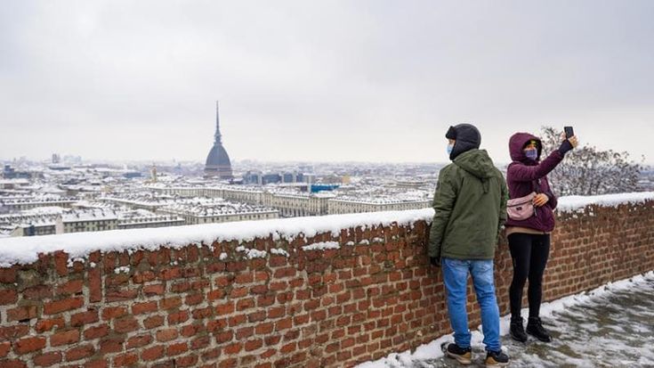 Perché a Torino non nevica più: 1 cm in 3 anni, ma fino al ’90 ne scendeva mezzo metro all’anno