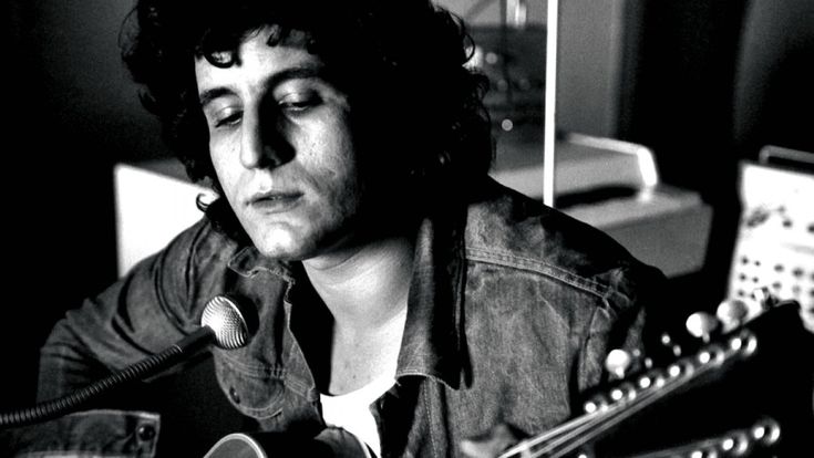 "Nero a metà", ha 40 anni un doppio disco per Pino 