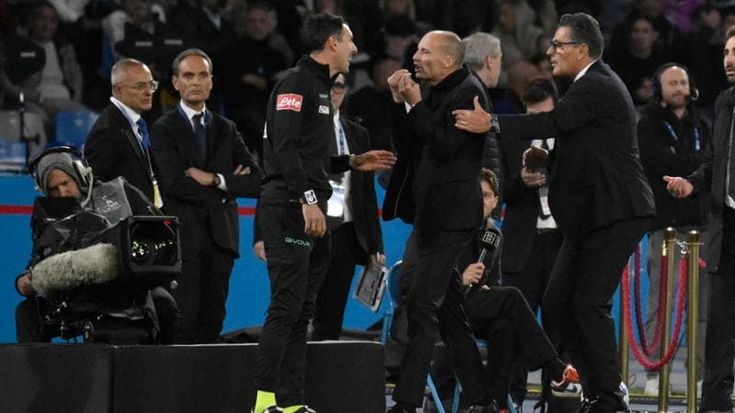 Furia Allegri dopo l’espulsione: “Non ho detto niente”. E in un fuorionda attacca la Roma...