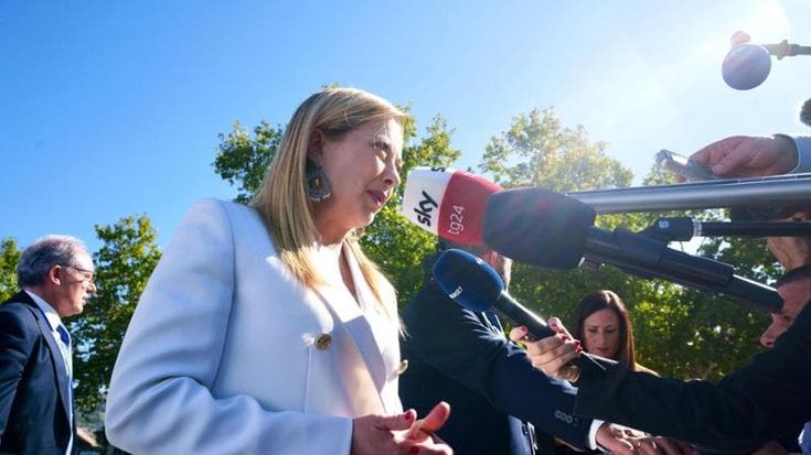 Al Consiglio europeo di Granada fallisce l’intesa sui migranti. Orbán si oppone e imbarazza Meloni
