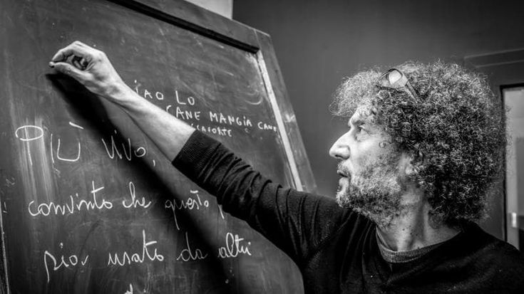 Francesco Tricarico: “La parolaccia sulla maestra? Per fortuna allora non c’erano i social”