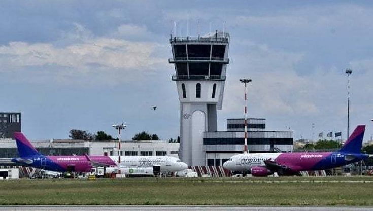 Aeroporti di Puglia, Emiliano premia Caracciolo (Pd) e nomina il suo fedelissimo nel cda