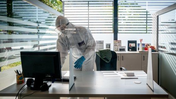 "Pochi compratori, molti per le riparazioni". Sconti e finanziamenti agevolati nel menu della riapertura dei concessionari auto