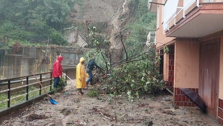 Frana a Rossiglione, evacuato un palazzo