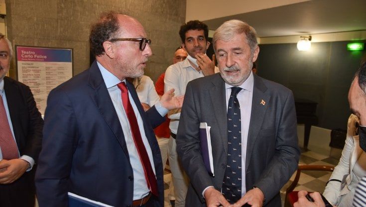 Elezioni di Genova, oltre il sindaco le partite dentro gli schieramenti