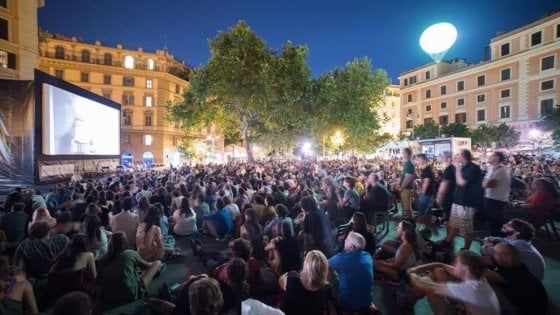 Trastevere, i ragazzi del Cinema America: "I 5S accaniti contro di noi"