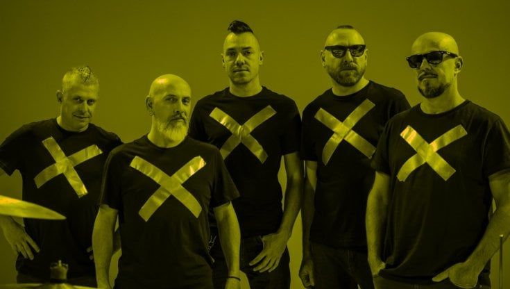 Tornano i Punkreas e si riprendono il palco con le "chitarre a cannone": "Sarà un concerto formato XXX"