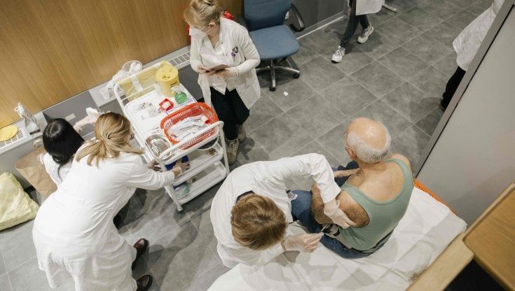 Vaccinazioni agli over 80, Borgosesia parte il 21 febbraio: ecco la mappa Asl per Asl