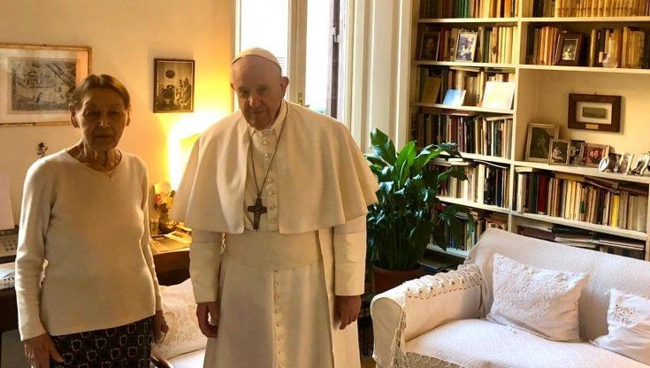 Il Papa va in visita a Edith Bruck, sopravvissuta alla Shoah