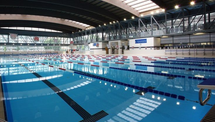 Caro bollette, piscine già in ginocchio: “Aperti fino a Natale poi saremo costretti a chiudere"