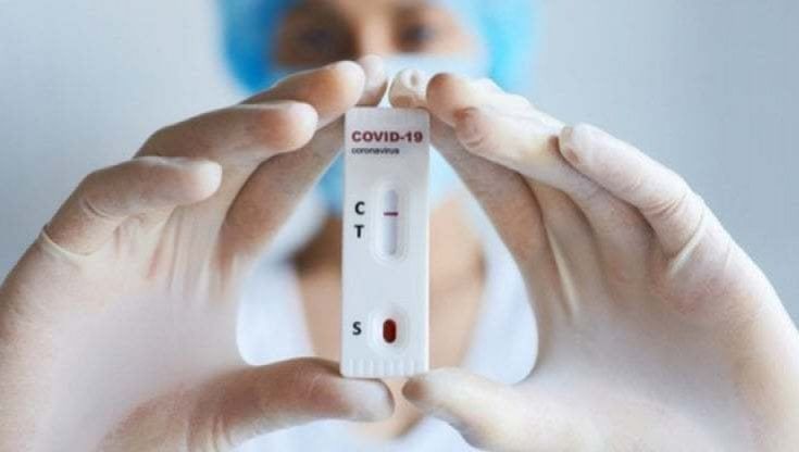 Covid, in Er altri 20mila casi ma calano i ricoveri 