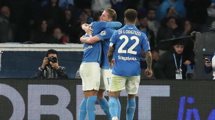 De Bruyne fa doppietta e trascina il Napoli: 3-0 al Frosinone