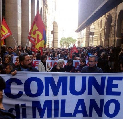 Milano, in piazza anche i dipendenti di Palazzo Marino