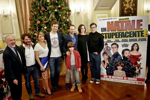 De Laurentiis presenta all'hotel Vesuvio il suo nuovo film "Un Natale stupefacente"