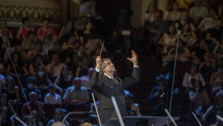 Riccardo Muti senza confini: "La musica unisce i popoli"