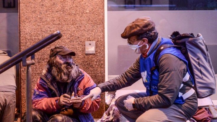 Preghiera per Mario, il senza dimora morto per il freddo