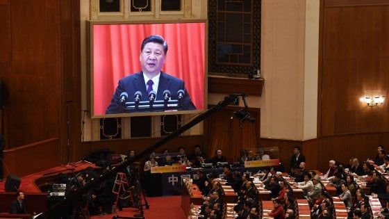Xi Jinping punta alla modernità e rivendica il "posto che spetta alla Cina nel mondo" 