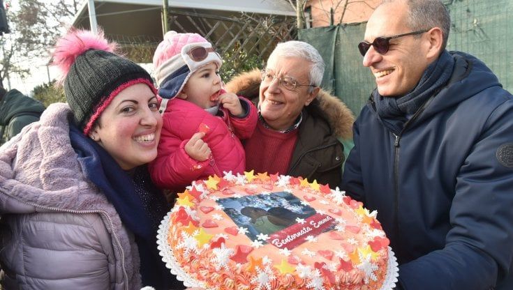 La rinascita di Emma, investita da un suv all'asilo nido, diventa una fiaba per i suoi coetanei