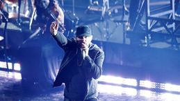 Oscar 2020, ecco perché Eminem ha cantato 'Lose yourself' 17 anni dopo aver vinto il premio con 8 Mile