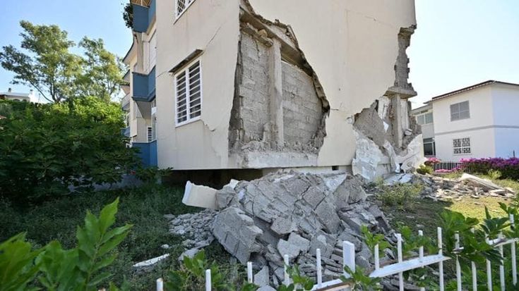 Campi Flegrei, protesta a Roma di comitati e sfollati l’8 ottobre:“L’Italia ascolti la nostra voce”