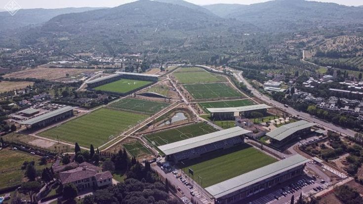 Il Viola Park senza pace, indesiderati e liste nere nel regno di Commisso