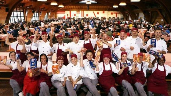 Solidarietà, Barilla mette a tavola i 1.300 ragazzi ospiti di San Patrignano 