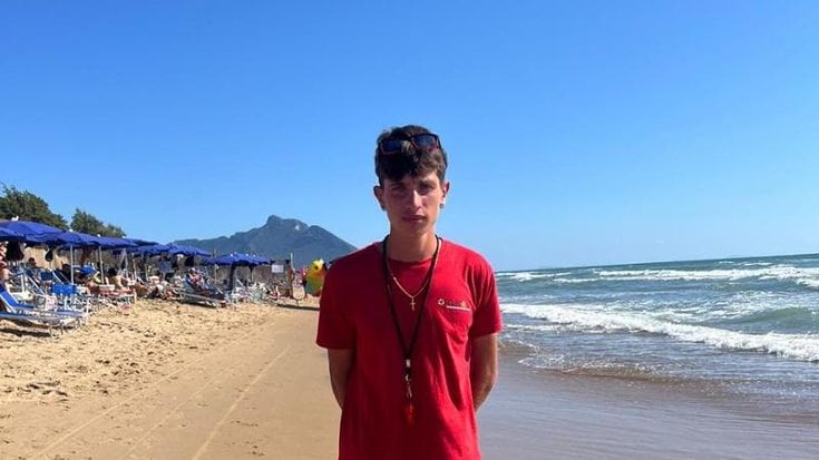 Il bagnino eroe di Sabaudia: “Ho solo 16 anni è stato il mio primo salvataggio”
