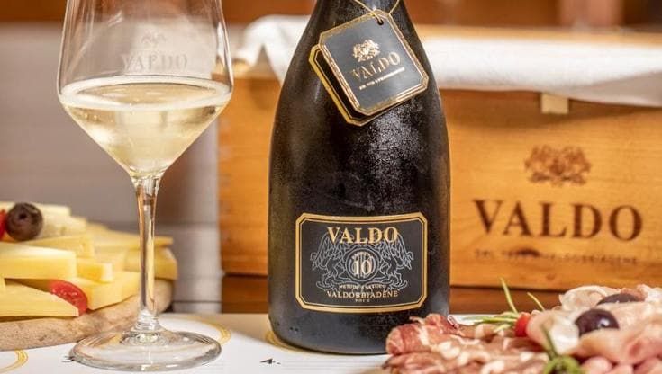 Ritorno ai vini fermi, nuove bolle e no alcol: i cento anni di Valdo