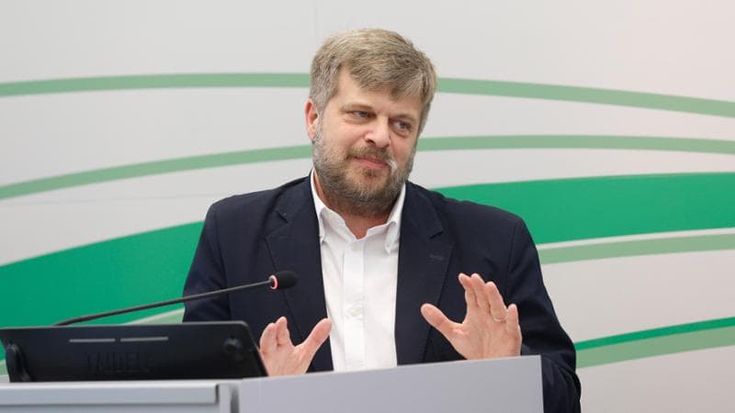 Vincitore alle primarie e poi sindaco: il sondaggio che piace a Majorino per le Comunali 2027