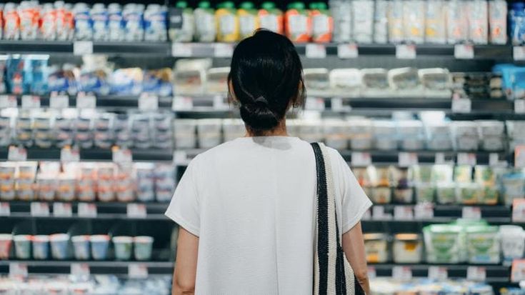 Shrinkflation, un argine al fenomeno che inganna i consumatori. In arrivo le nuove regole