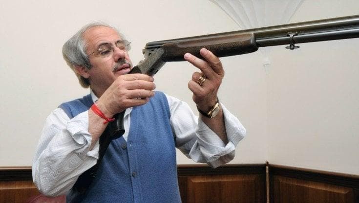 Armi da collezione, la Corte d’appello dispone la restituzione: chiuso il procedimento su Lombardo