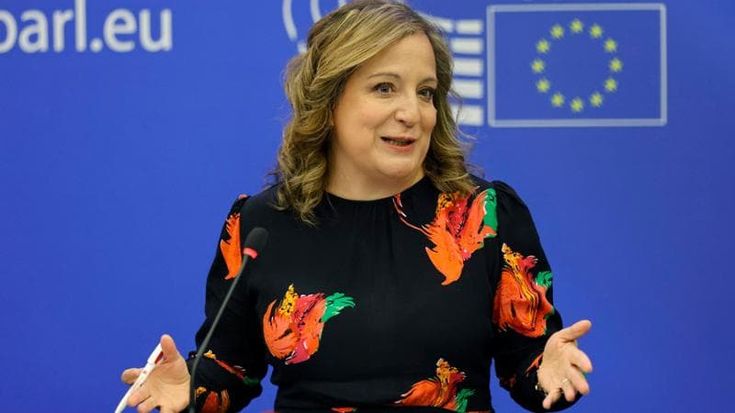 La leader dell’eurogruppo S&D: “Non esiste la destra light. Esclusi patti con Meloni, è una minaccia per l’Ue”