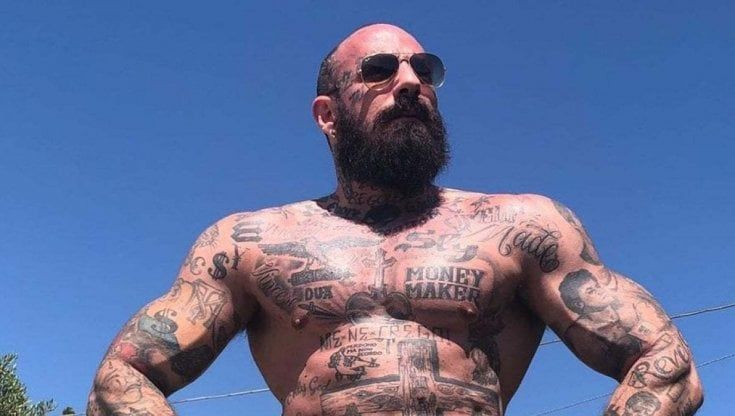 Evasione fiscale, per l'imprenditore con 'Dux' tatuato sul petto sequestro da 910mila euro