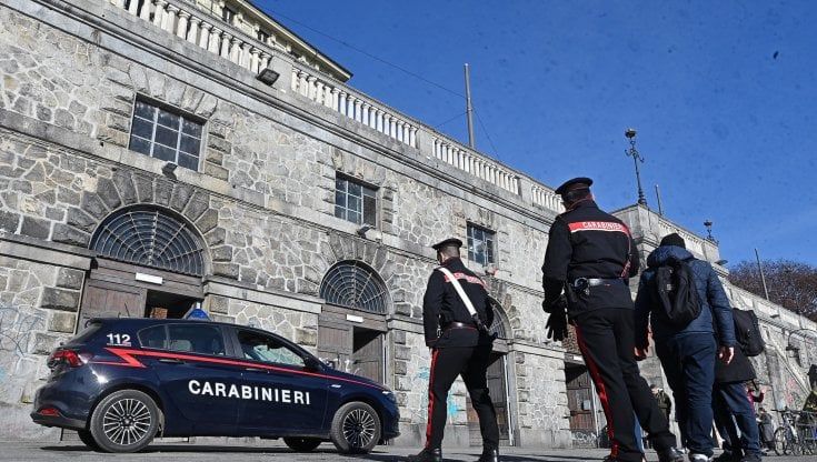 I titolari dello Shot, ai Murazzi:  “I cinque che hanno lanciato la bici non hanno bevuto da noi. Anzi quei gruppi di ragazzini ci danneggiano”
