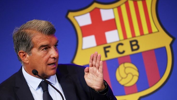 Barcellona, l'allarme di Laporta: "Chiuderemo il bilancio con una perdita di quasi 500 milioni"