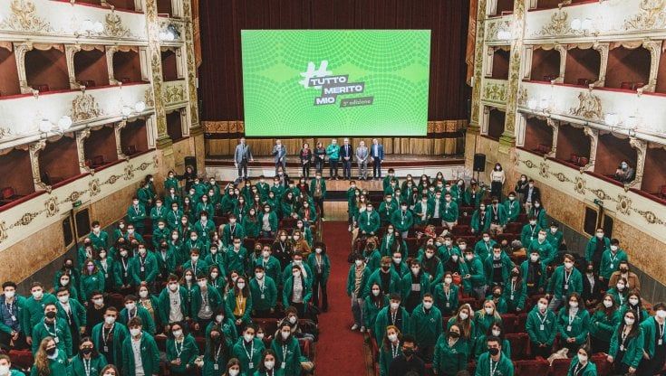 Gli aspiranti biologo, attore, chimica: "I nostri sogni di giovani nutriti da #TuttoMeritoMio" 