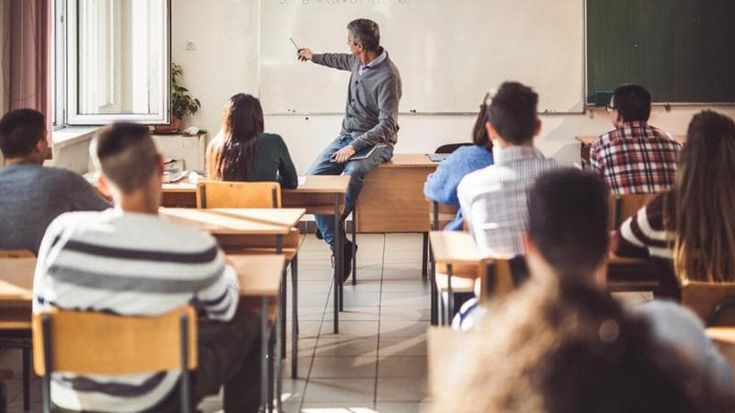 Scuola, tagliati stipendi dei presidi in zone a rischio. Il sindacato Dirigentiscuola: “Rivisti al ribasso”. L’Anp: “Non è così”
