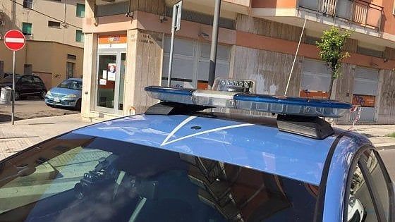 Brindisi, rapina in pieno centro: nel mirino il centro scommesse di un consigliere comunale