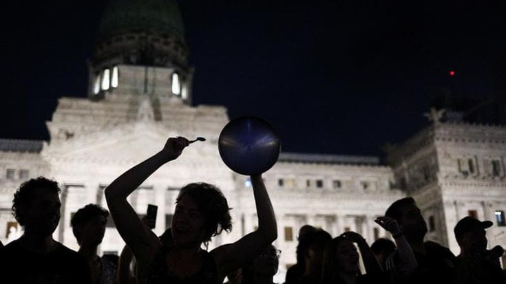 Javier Milei invita formalmente il Papa in Argentina: un viaggio di “pacificazione” tra le tensioni sociali. Il 10 febbraio l’incontro con Bergoglio a Roma