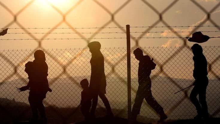 Il diritto capovolto dell’immigrazione: il principio dei diritti umani non è più universale