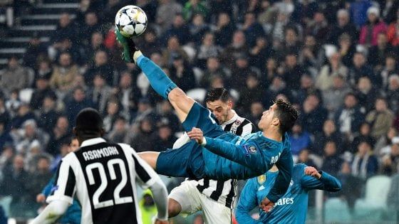 Ronaldo come Maradona e Pelè, la sua rovesciata è già storia