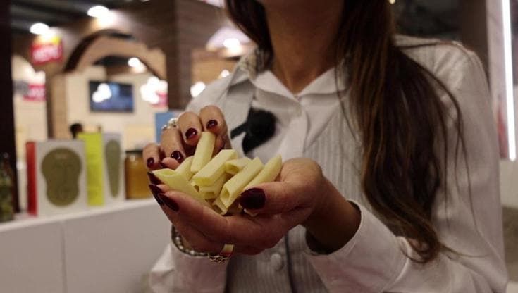 Pizza spray, cioccolato al pesce e penne quadrate: le invenzioni più curiose a Tuttofood 2026
