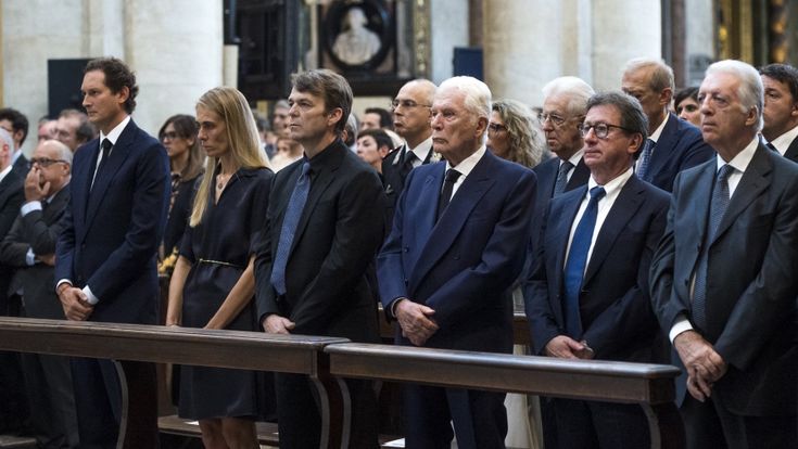 Marchionne, il ricordo in Duomo a Torino. Ma il governo diserta la commemorazione del “metalmeccanico”