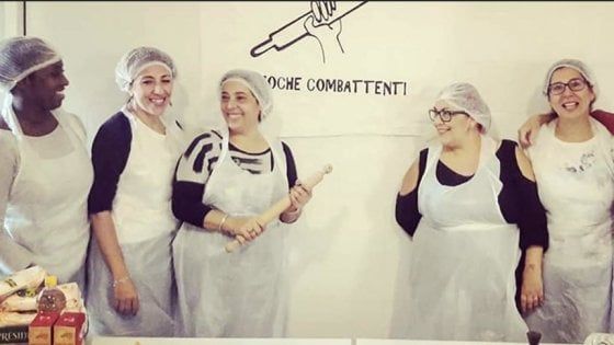 Le Cuoche Combattenti: grazie alla cucina il riscatto delle donne vittime di violenza