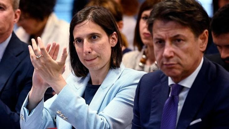 Sondaggi politici, nella sfida del centrosinistra cala il Pd e cresce il M5S