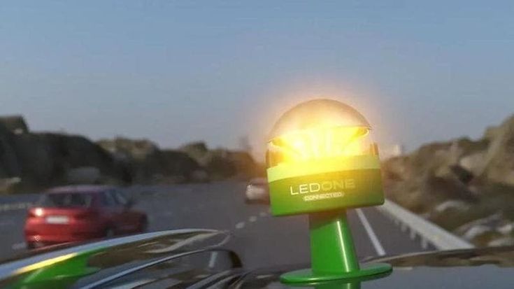 Triangolo addio, arriva il lampeggiante geolocalizzato. Come funziona