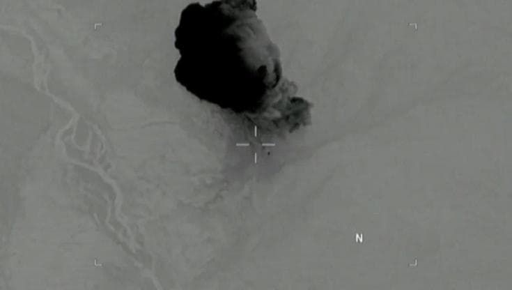 Quando gli Usa sganciarono la "madre di tutte le bombe": il raid in Afghanistan contro Isis nel 2017