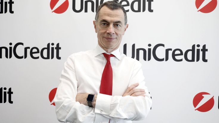 Unicredit chiude il semestre in rosso ma rivede l’utile negli ultimi 3 mesi