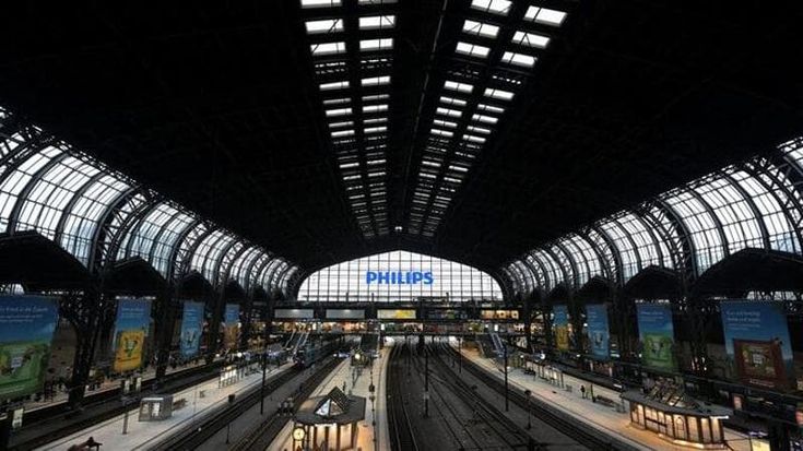 Virus Marburg, allerta alla stazione di Amburgo: isolata per ore per un caso sospetto